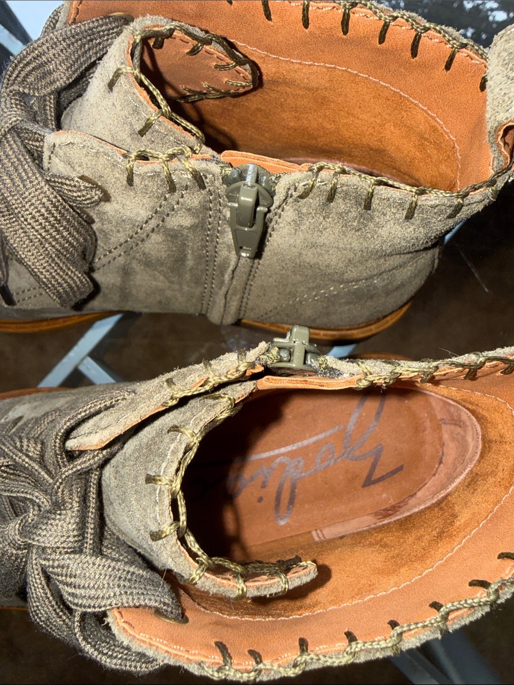 Zodiac 8 1/2 Green Suede Boots - Picture 3 of 4